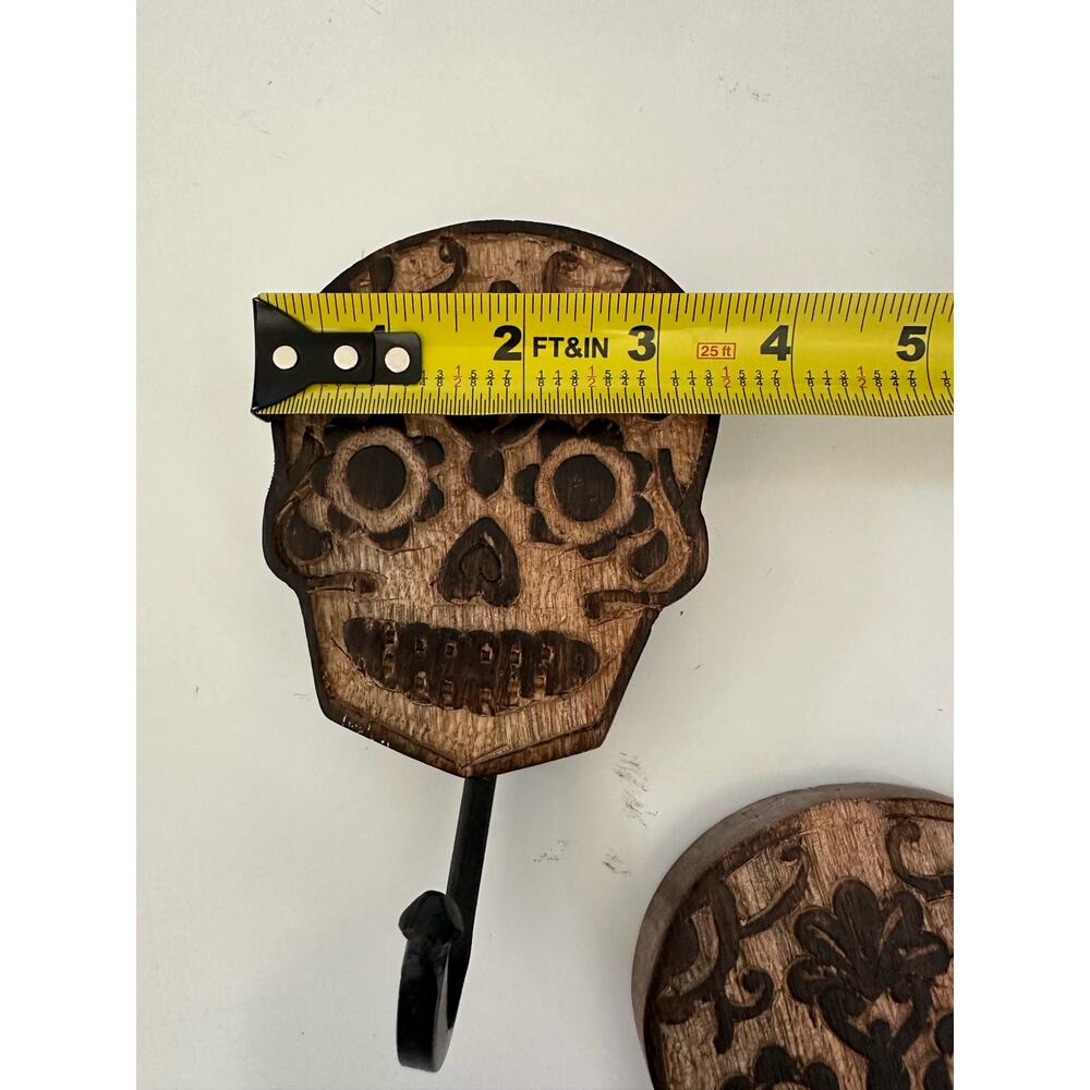 Halloween Skull Rustic Wood Hook Hangers - Picture 10 of 13